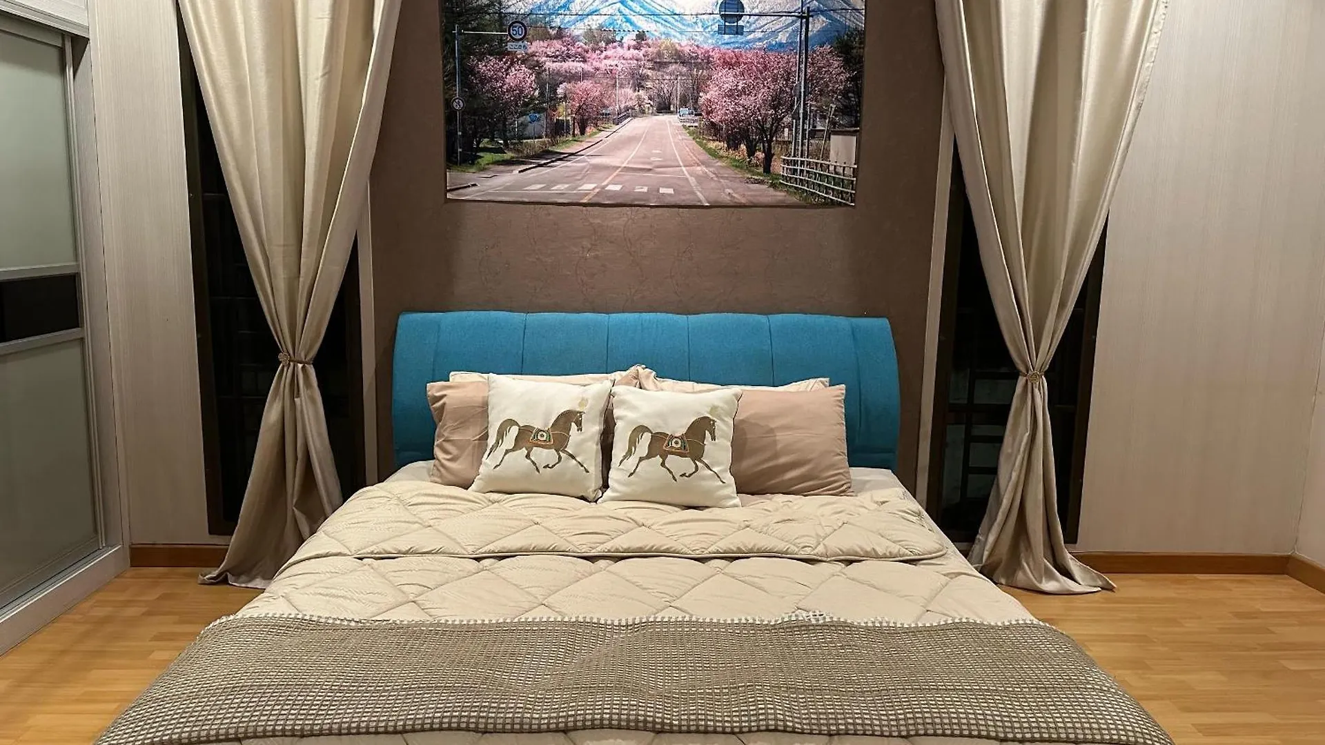 Semid Cozy Home In Mount Austin Toppen Aeon Fix To 14Pax With 4Br Johor Bahru