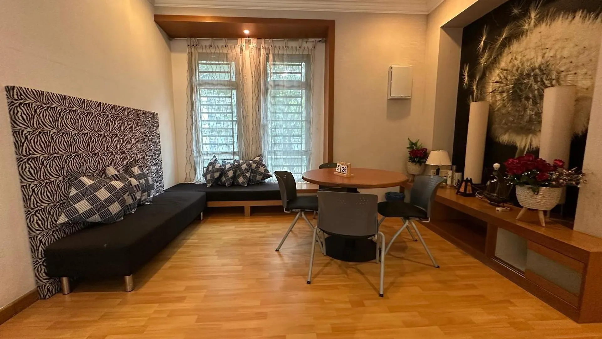 Semid Cozy Home In Mount Austin Toppen Aeon Fix To 14Pax With 4Br Johor Bahru Malaysia